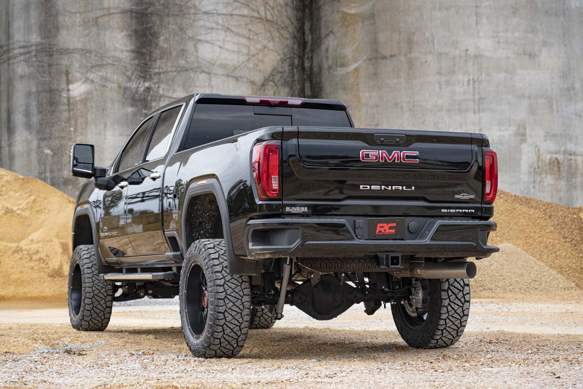 Rough Country 10170 7in Lift Kit w/ V2 Monotube Shocks | 2020-2023 Silverado/Sierra 2500HD/3500HD 4WD