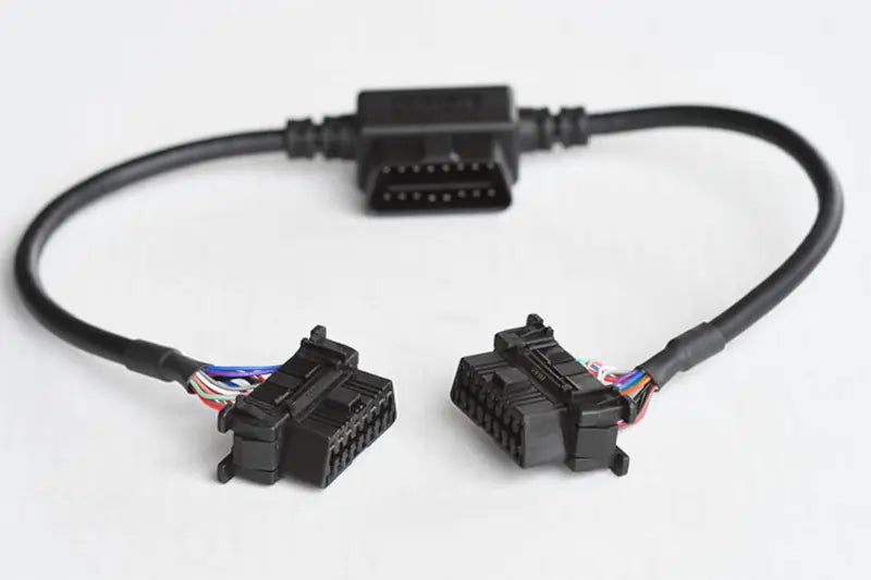 AMP Research 76404-01A OBD-II Splitter | Universal