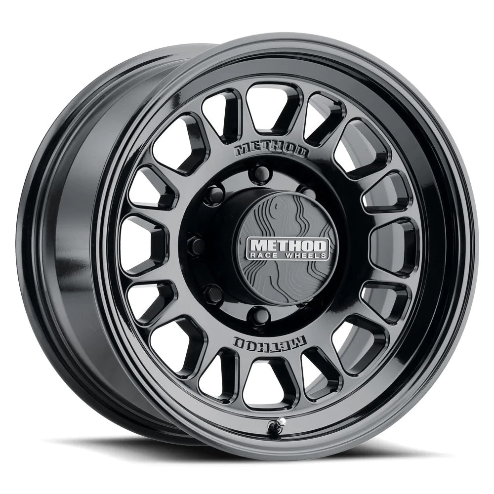 Method MR318890801318 318 Series 18x9in Gloss Black 18mm Offset Wheel | 1994-2024 Ram 2500/3500, 01-10 GM 2500/3500