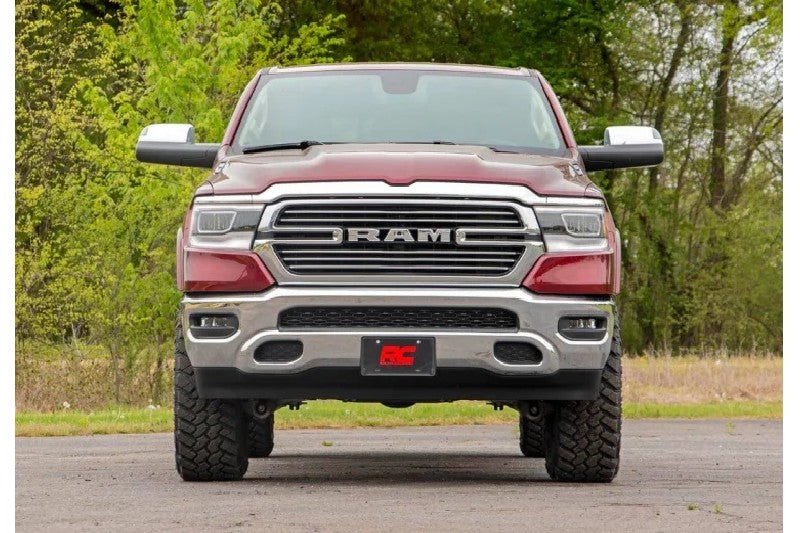 Rough Country 31430 3.5in Bolt-On Lift Kit w/ Rear N3 Shocks | 2019 Ram 1500