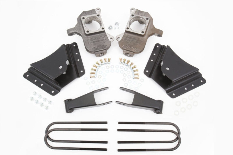 McGaughys 33075 2/3-5in Lowering Kit | 2002-2010 Silverado/Sierra 3500HD 2WD/4WD