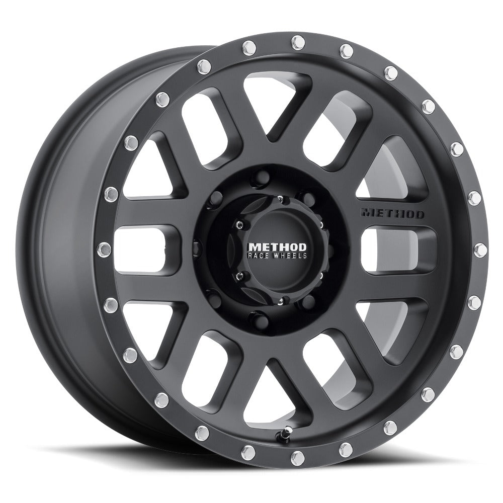 Method MR30689087512N 306 Markdown 18x9in Mesh Matte Black -12mm Offset Wheel | 1999-2023 F250/350 4WD