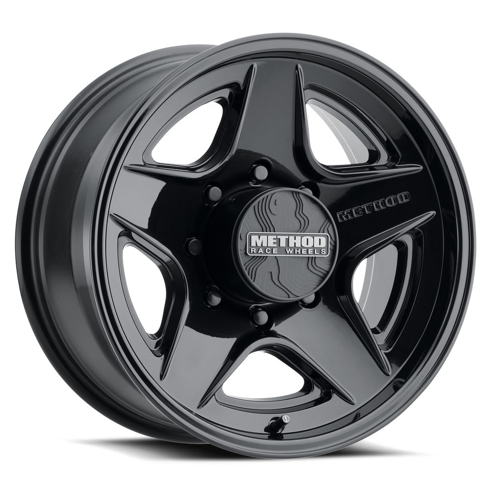 Method MR319890881318 319 Series 18X9in Gloss Black 18mm Offset Wheel | 2011-2024 Silverado/Sierra 2500HD/3500HD